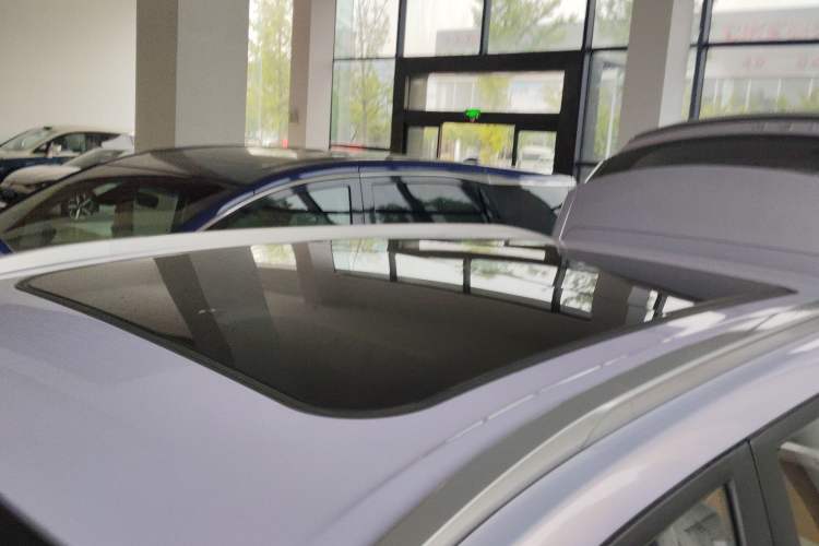 Used AION Y 2024 Plus 510 Intelligent Driving Version Roof