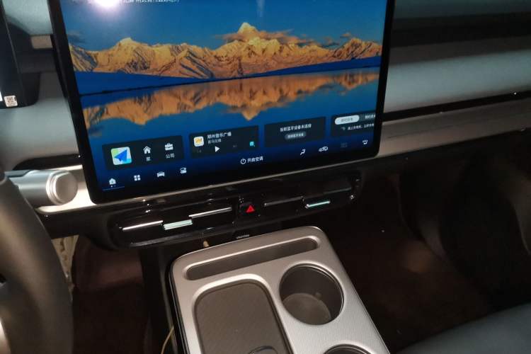 Used AION Y 2024 Plus 610 Intelligent Driving Version Audio And AC Panel