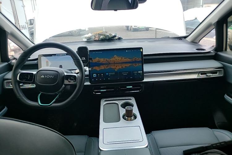 Used AION Y 2024 Plus 510 Intelligent Driving Version Center Console