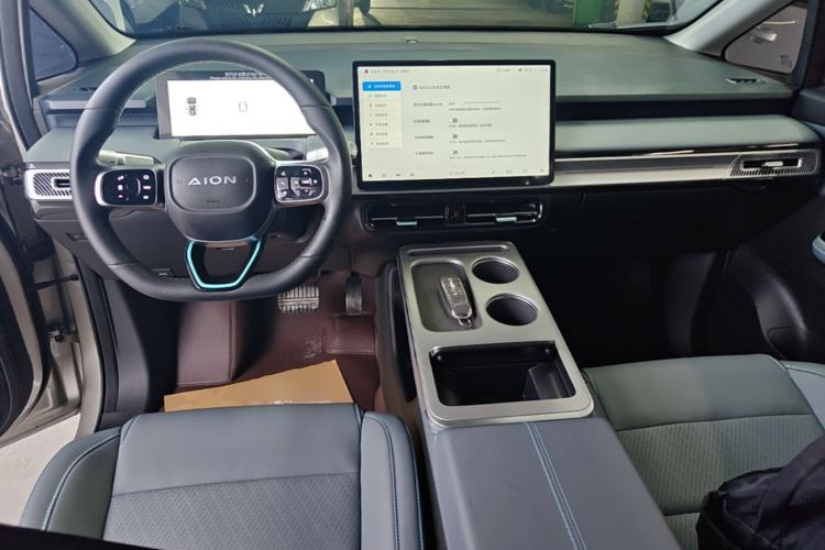 Used AION Y 2024 Plus 610 Intelligent Driving Version Center Console