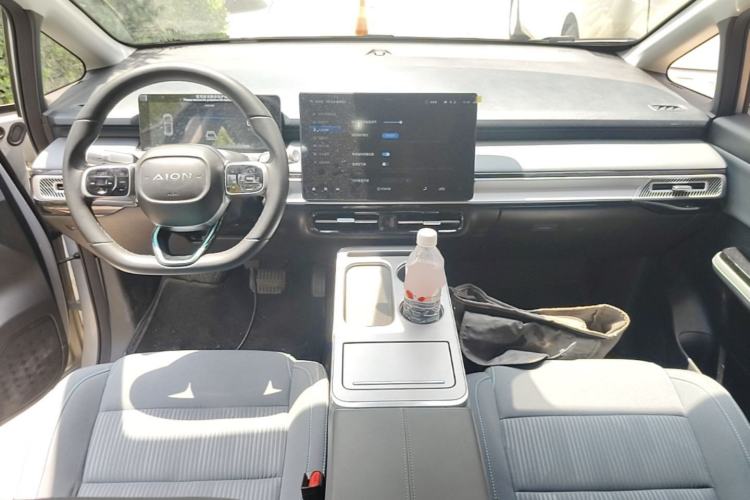 Used AION Y 2024 Younger Center Console