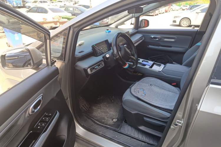 Used AION Y 2024 Younger Driver Seat