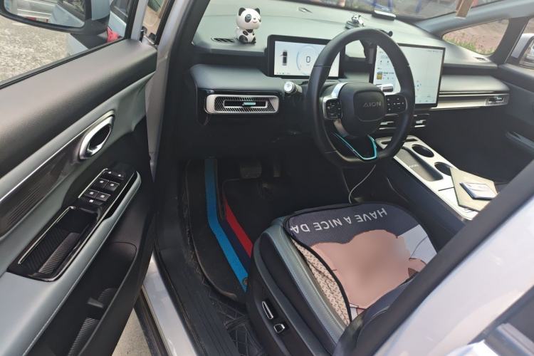 Used AION Y 2024 Younger Star Edition Driver Seat