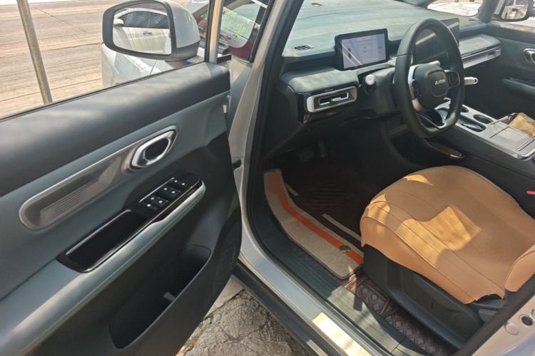 Used AION Y 2024 Younger Driver Seat