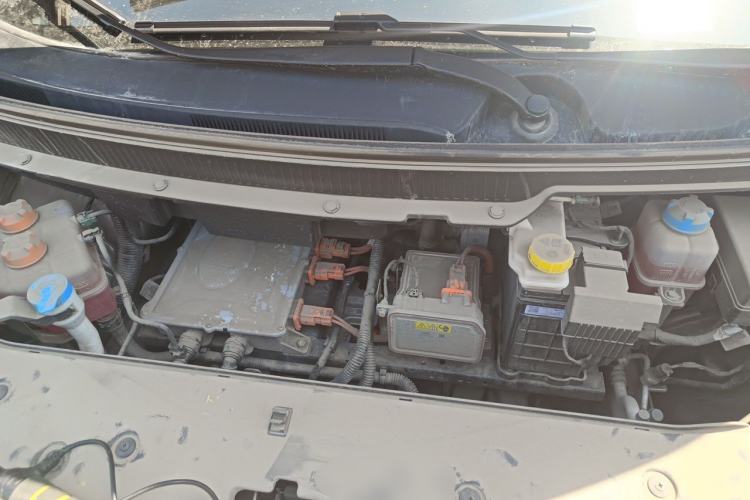 Used AION Y 2024 Younger Engine Bay