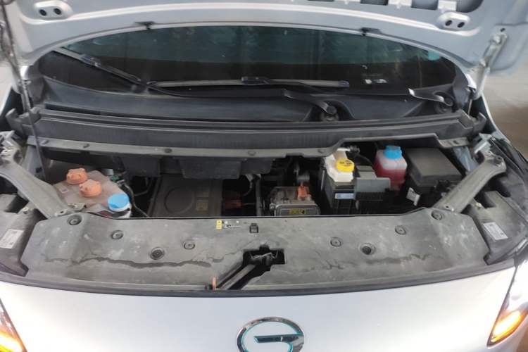 Used AION Y 2024 Younger Engine Bay