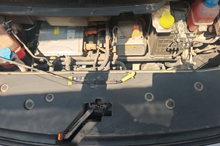 Used AION Y 2024 Younger Engine Bay