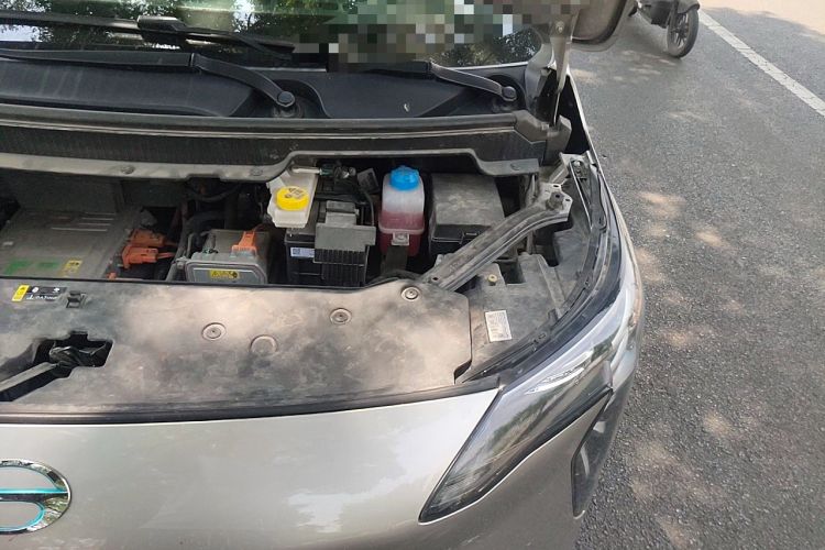 Used AION Y 2024 Plus 610 Intelligent Driving Version Engine Bay Left