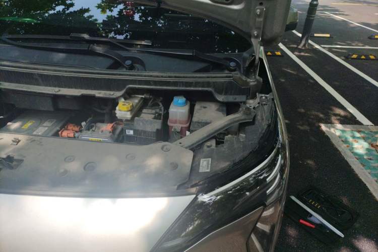 Used AION Y 2024 Plus 510 Intelligent Driving Version Engine Bay Left