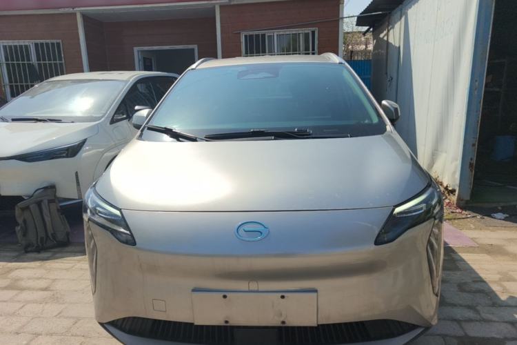 Used AION Y 2024 Younger Front