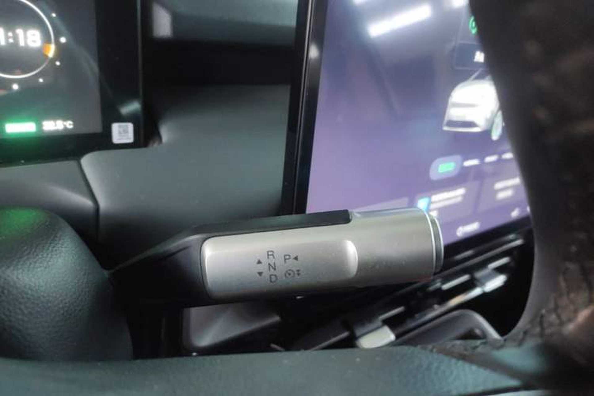 Used AION Y 2024 Younger Gear Lever