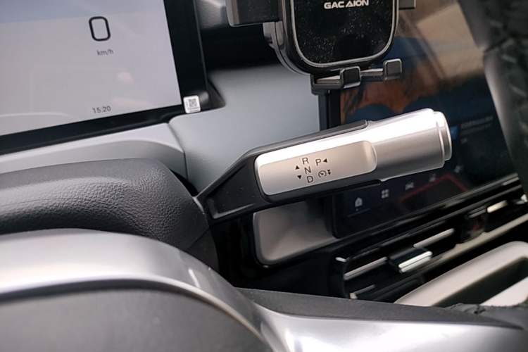 Used AION Y 2024 Plus 510 Intelligent Driving Version Gear Lever
