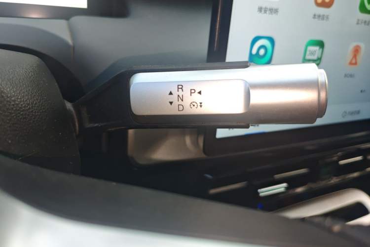 Used AION Y 2024 Younger Star Edition Gear Lever
