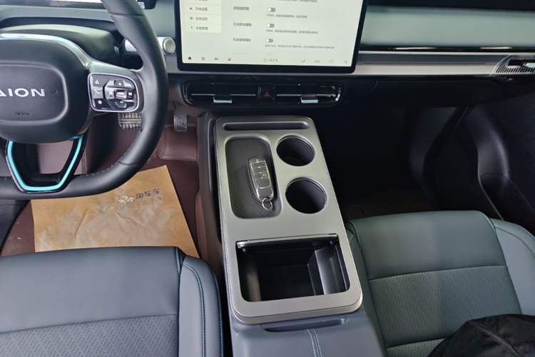 Used AION Y 2024 Plus 610 Intelligent Driving Version Gear Lever