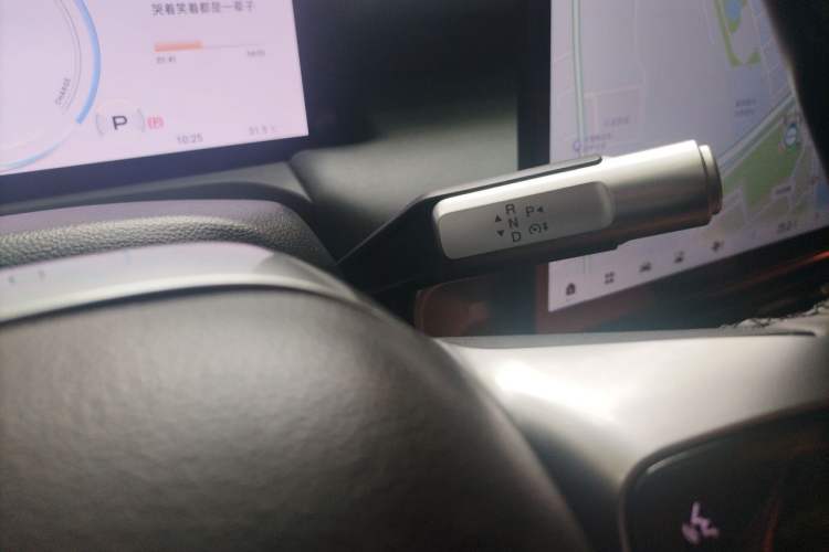 Used AION Y 2024 Plus 510 Intelligent Driving Version Gear Lever