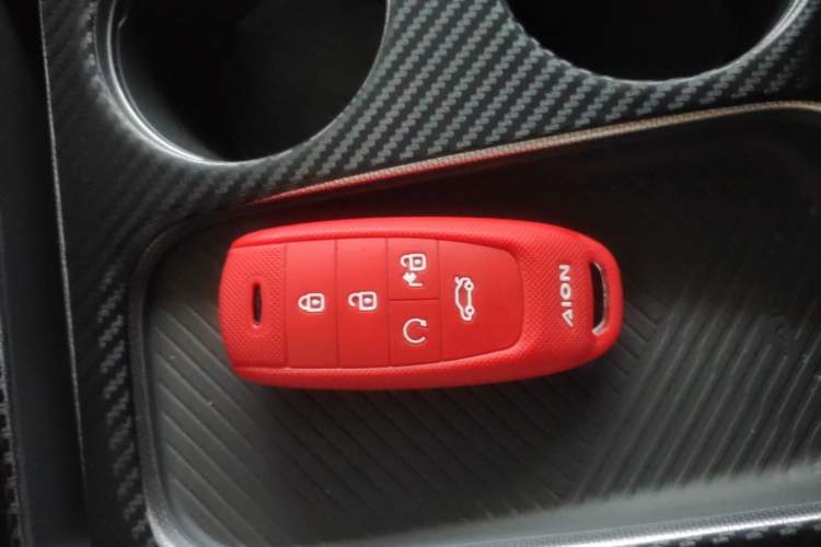 Used AION Y 2024 Younger Interior 1