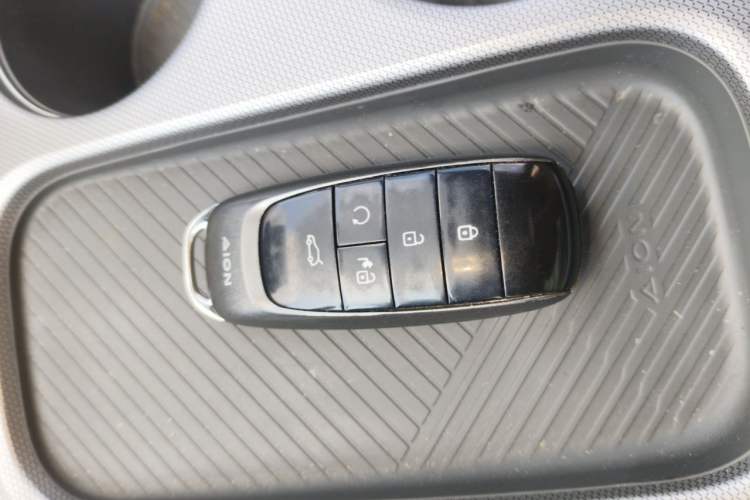 Used AION Y 2024 Younger Interior 1