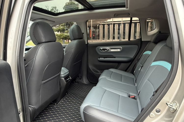 Used AION Y 2024 Plus 510 Intelligent Driving Version Interior 3