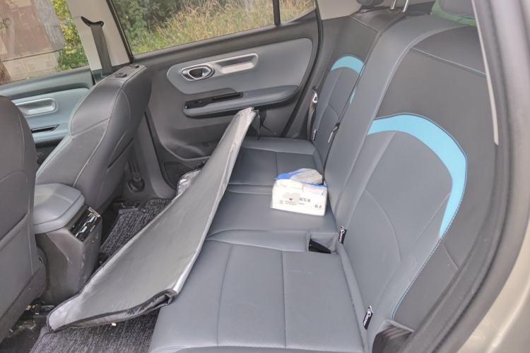 Used AION Y 2024 Younger Star Edition Left Rear Seat