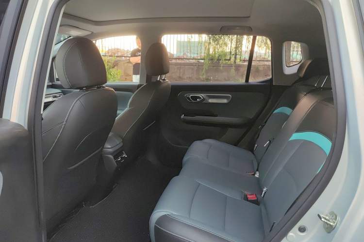Used AION Y 2024 Younger Star Edition Left Rear Seat