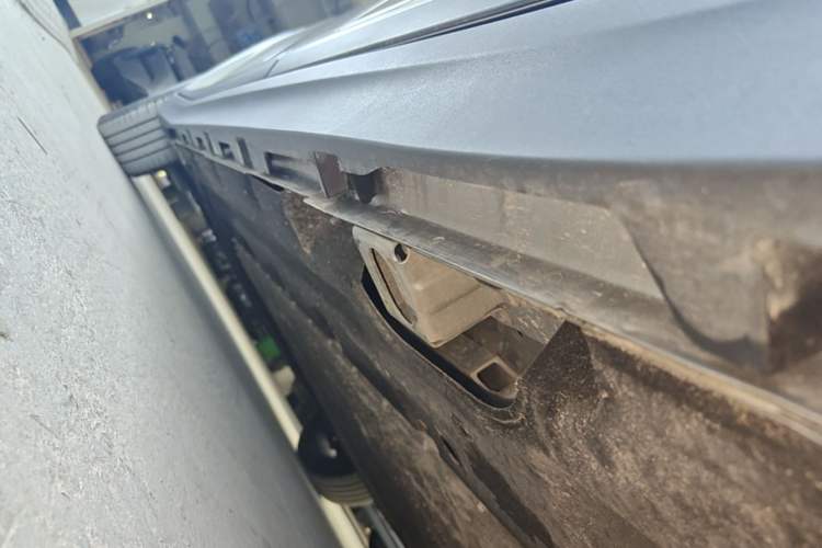 Used AION Y 2024 Plus 610 Intelligent Driving Version Left Side Sill