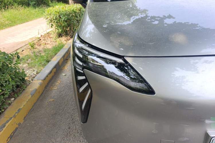 Used AION Y 2024 Younger Star Edition Right Front Headlight