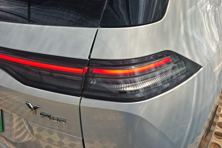 Used AION Y 2024 Younger Right Rear Taillight