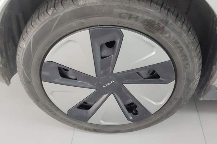 Used AION Y 2024 Younger Right Rear Wheel Hub