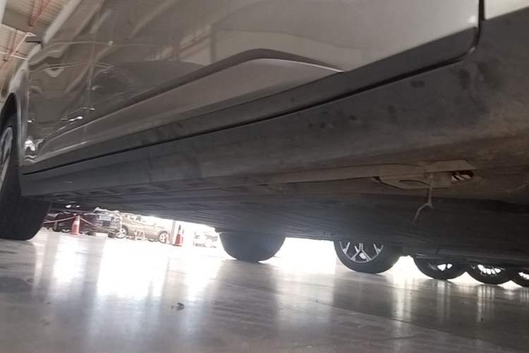 Used AION Y 2024 Younger Right Side Sill