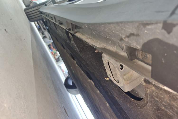 Used AION Y 2024 Plus 610 Intelligent Driving Version Right Side Sill
