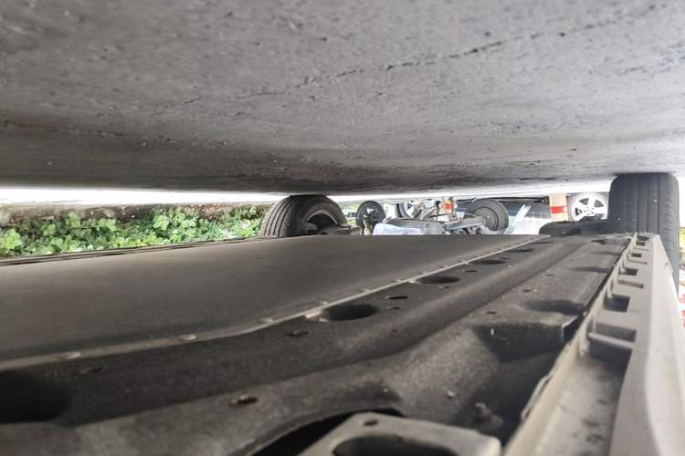 Used AION Y 2024 Younger Right Side Sill