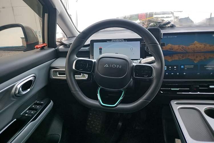 Used AION Y 2024 Plus 510 Intelligent Driving Version Steering Wheel