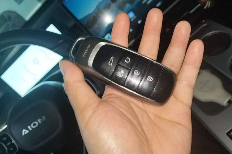 Used AION Y 2024 Younger Vehicle Key