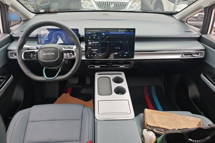 Used AION Y 2024 Younger Star Edition Center Console