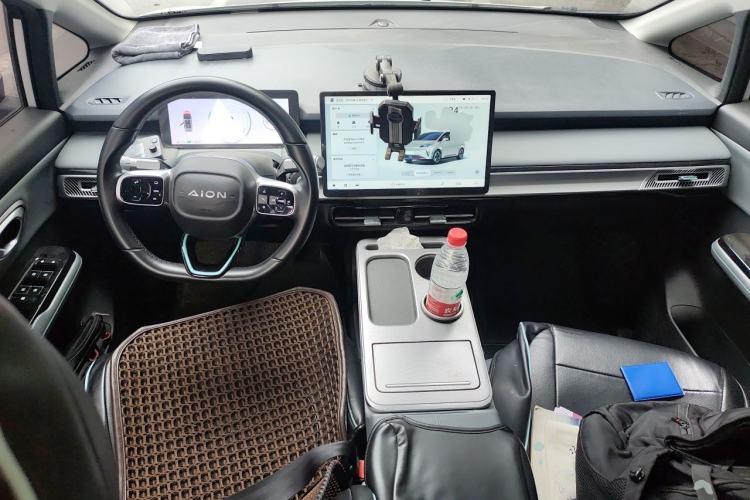 Used AION Y 2024 Younger Center Console
