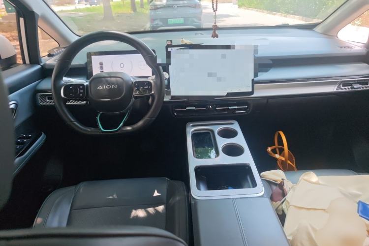 Used AION Y 2024 Younger Star Edition Center Console