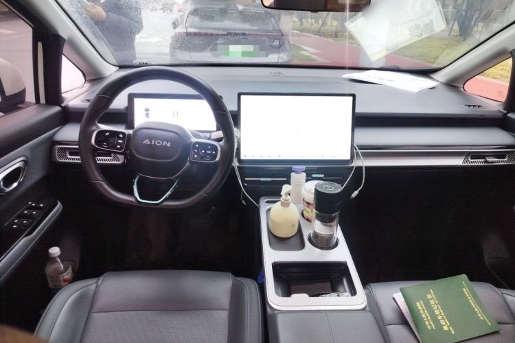 Used AION Y 2024 Younger Star Edition Center Console