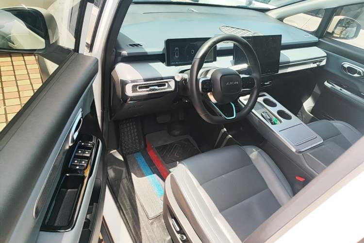 Used AION Y 2024 Plus 610 Intelligent Driving Version Driver Seat
