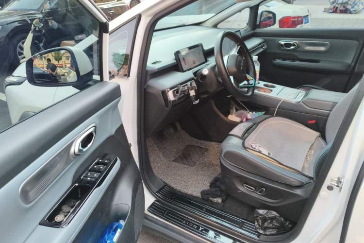 Used AION Y 2024 Plus 610 Intelligent Driving Version Driver Seat