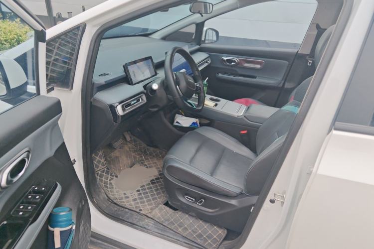 Used AION Y 2024 Plus 510 Intelligent Driving Version Driver Seat