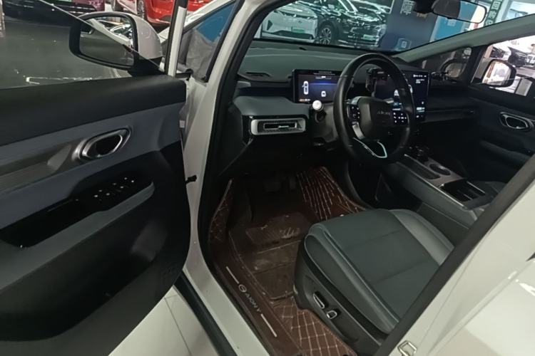 Used AION Y 2024 Younger Star Edition Driver Seat