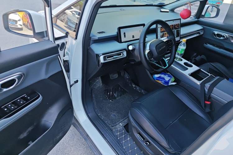Used AION Y 2024 Plus 510 Intelligent Driving Version Driver Seat