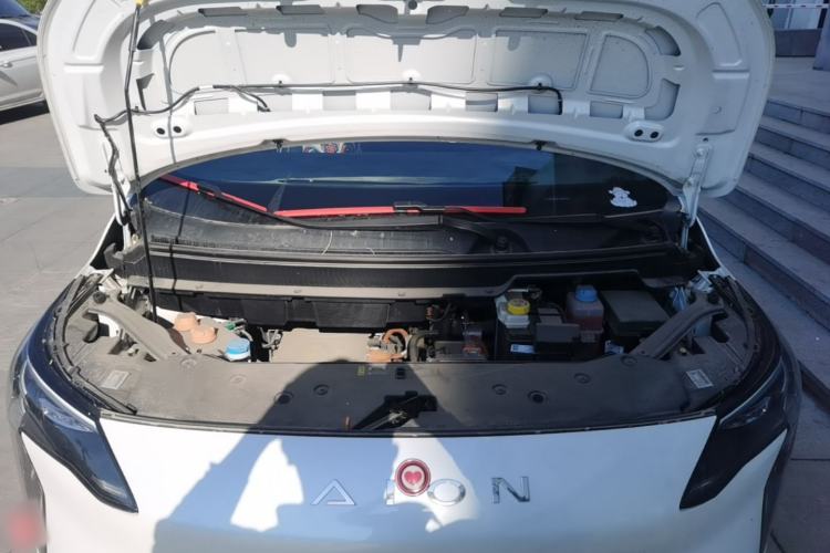 Used AION Y 2024 Younger Engine Bay
