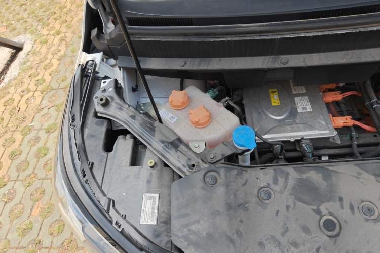 Used AION Y 2024 Plus 510 Intelligent Driving Version Engine Bay Right