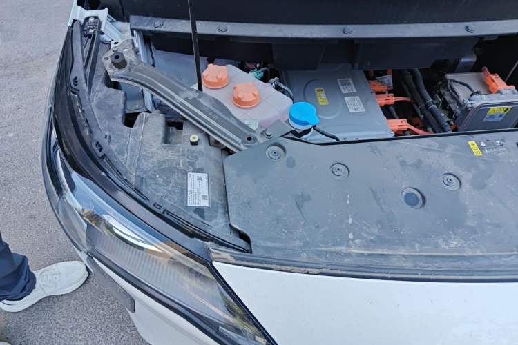 Used AION Y 2024 Plus 510 Intelligent Driving Version Engine Bay Right