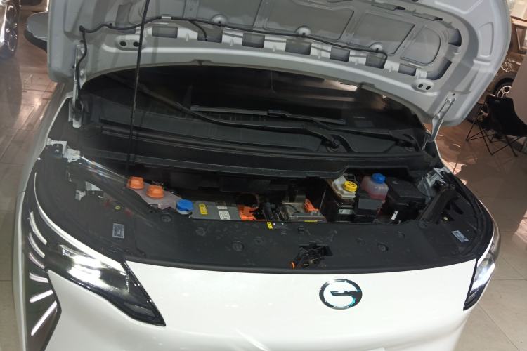 Used AION Y 2024 Younger Engine Bay