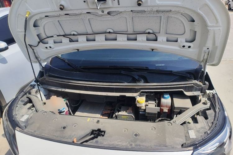 Used AION Y 2024 Younger Engine Bay