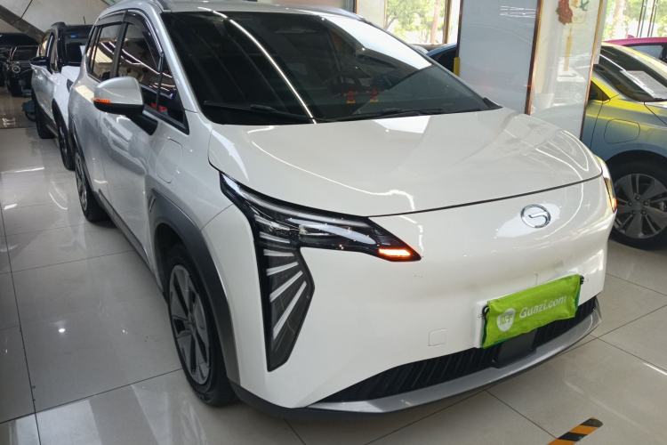 Used AION Y 2024 Younger Exterior 1