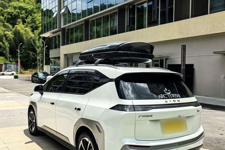 Used AION Y 2024 Younger Star Edition Exterior 2