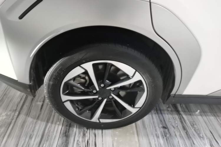 Used AION Y 2024 Younger Star Edition Exterior 2